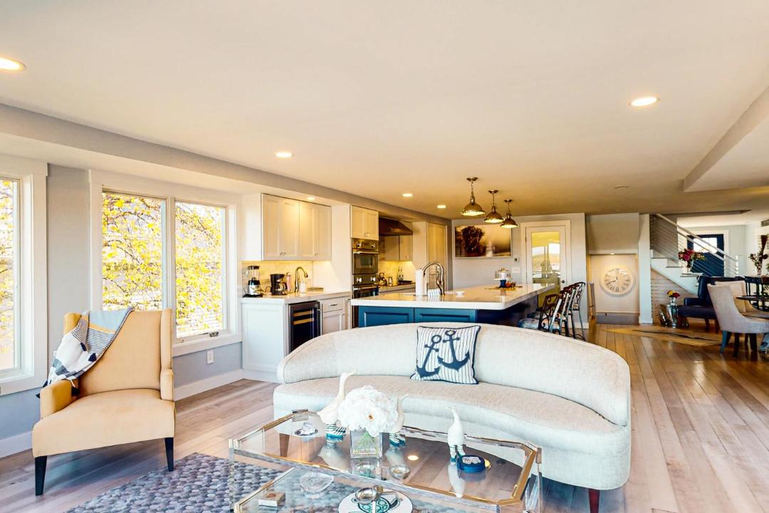 Photo of Livingroom in Ogunquit