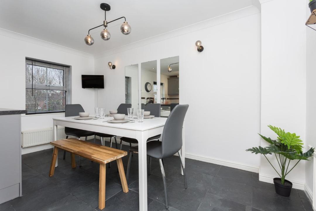 Photo of Others in Farington