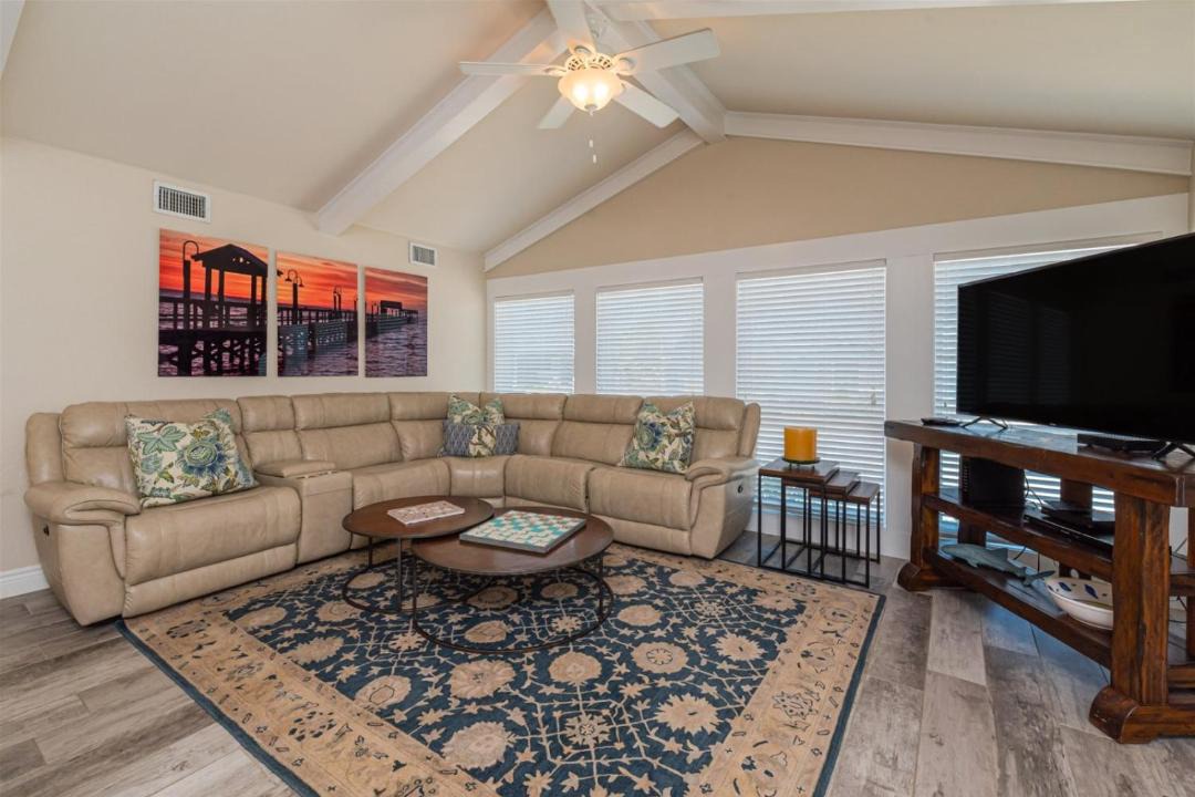 Photo of Livingroom in Key Allegro