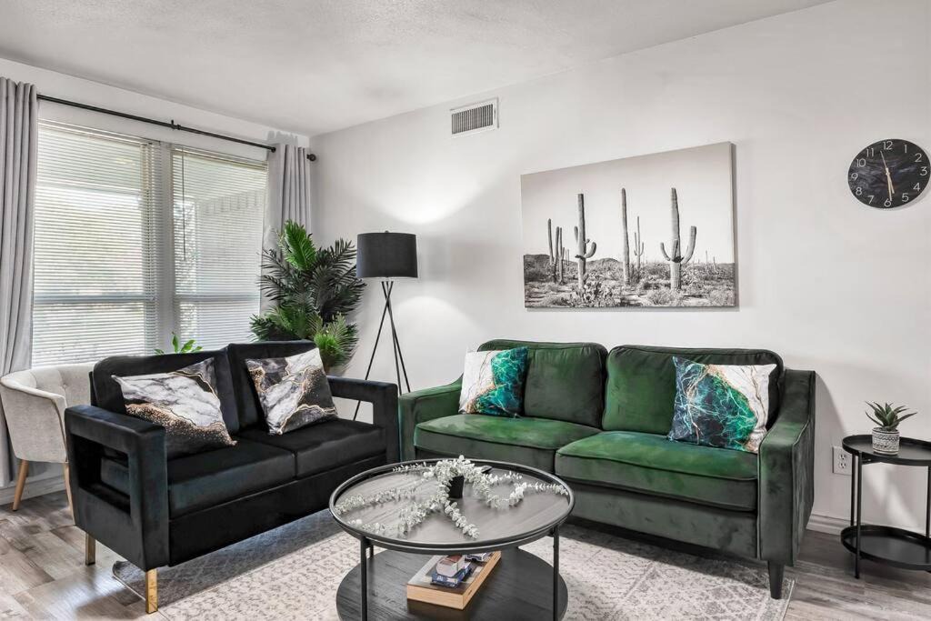 Photo of Livingroom in Cedar Crest