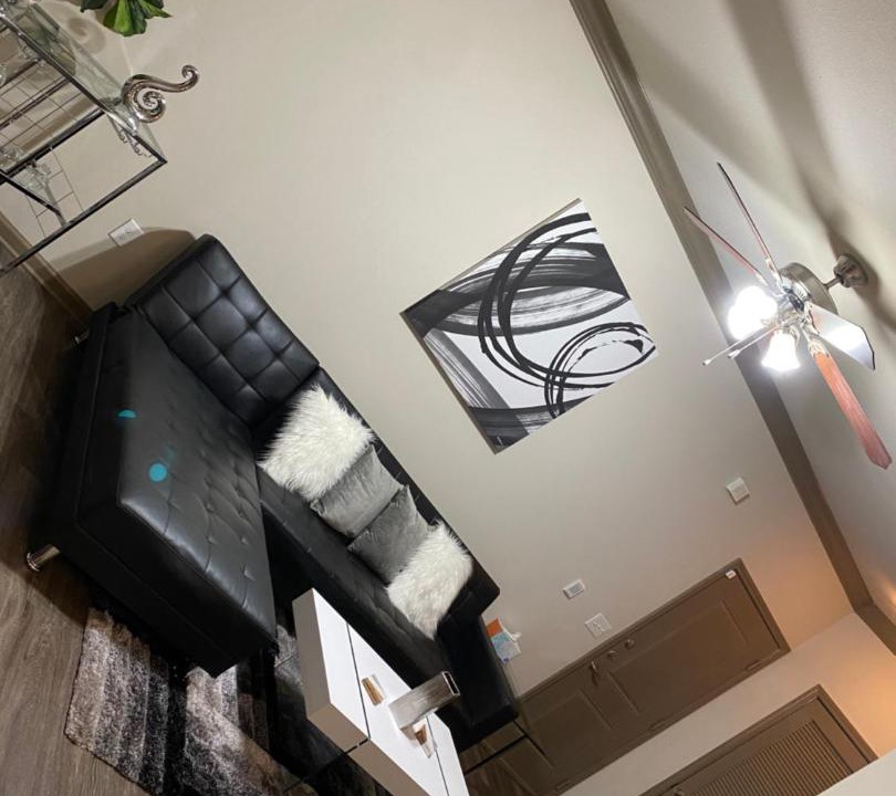 Photo of Livingroom in George Bush Park/Eldridge