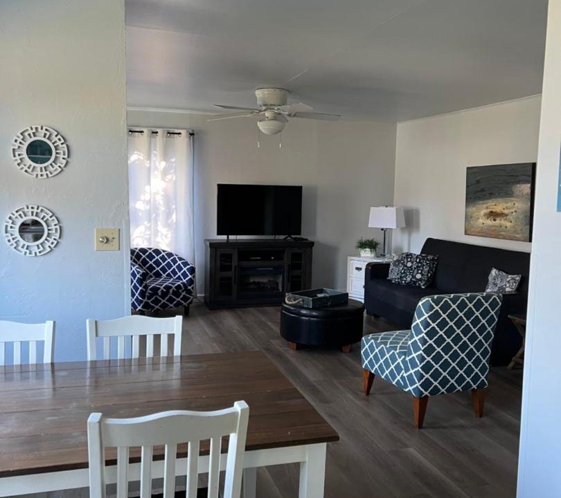 Photo of Others in Downtown Cannon Beach