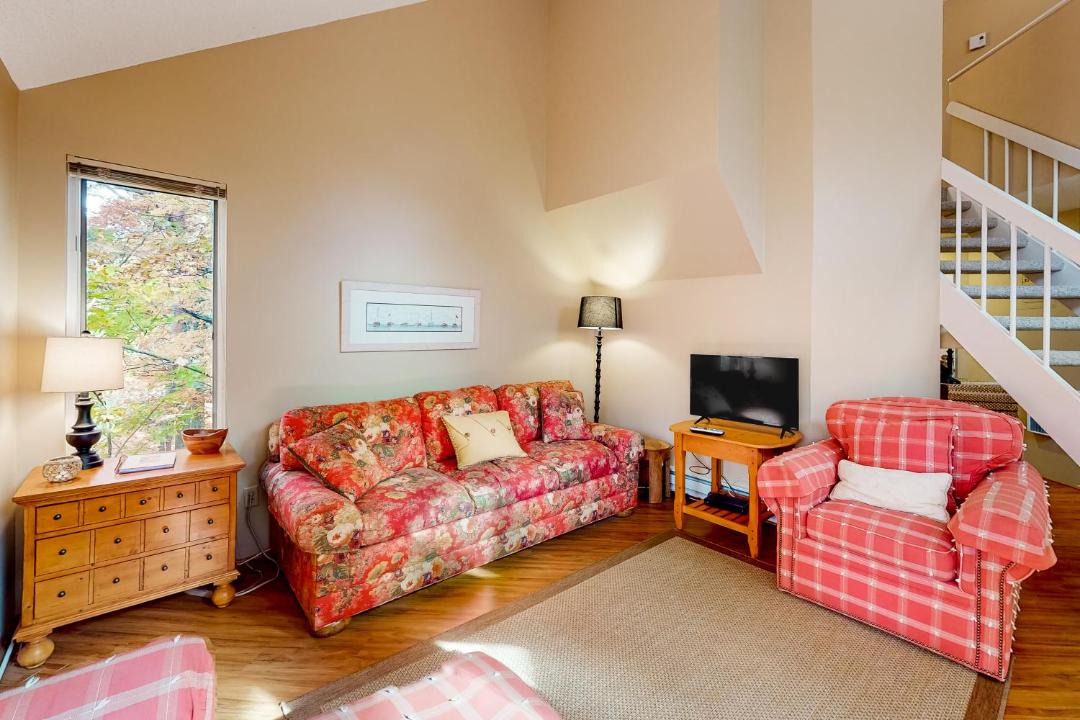 Photo of Livingroom in Maple City