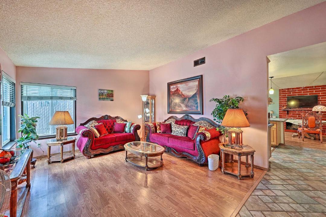 Photo of Livingroom in Ontario