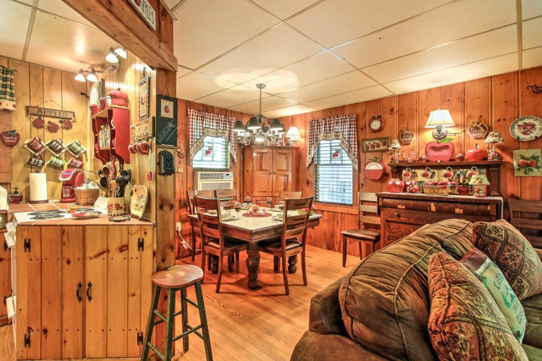 Photo of Others in Williamsburg