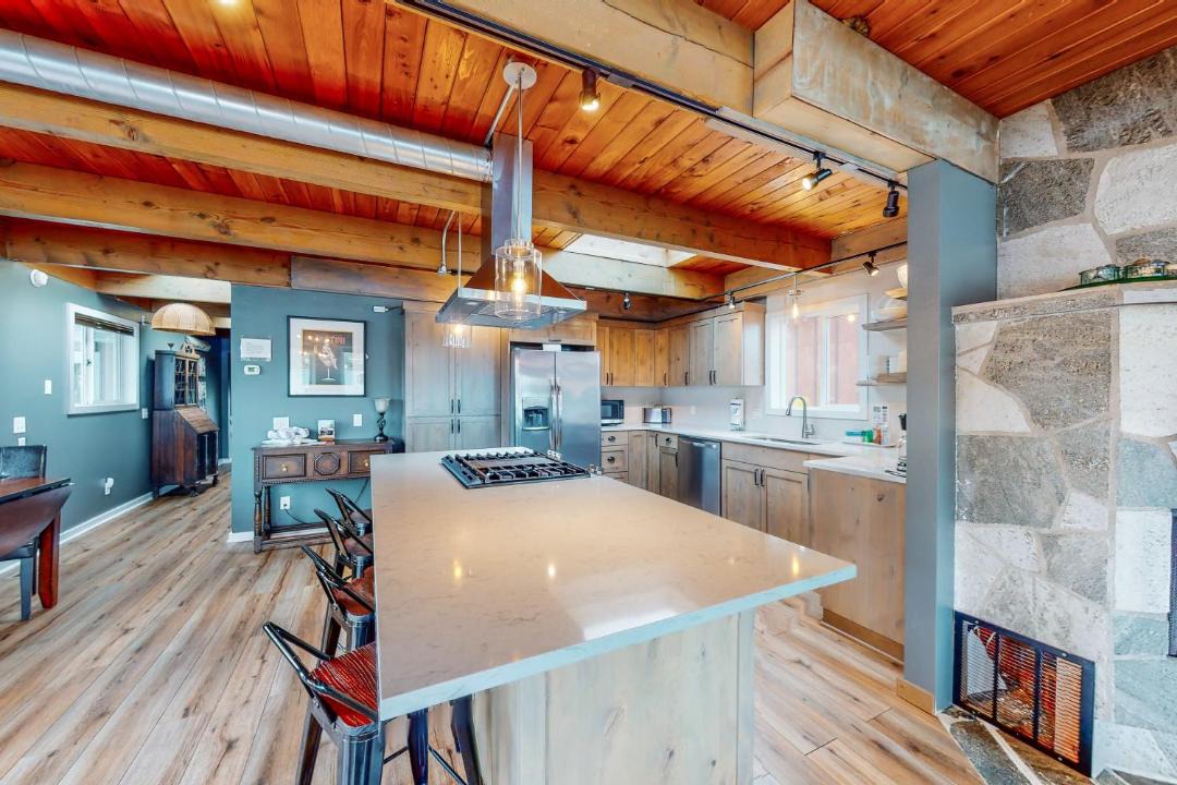 Photo of Others in Otis