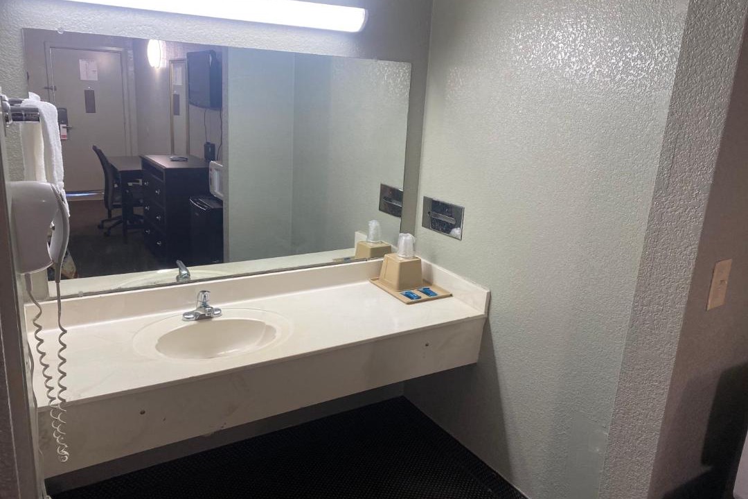 Photo of Bathroom in Forrest City