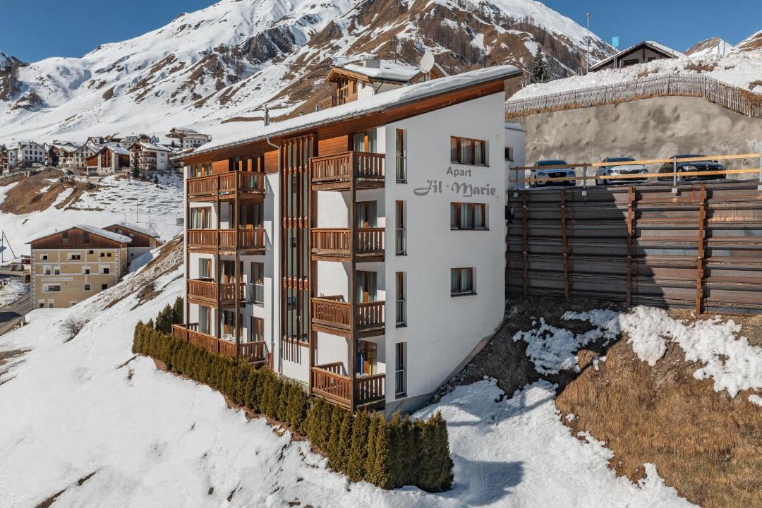 Photo of Buildings in Ravaisch