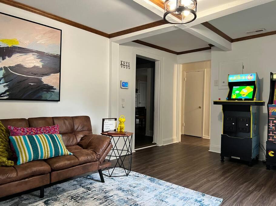 Photo of Livingroom in Creedmoor