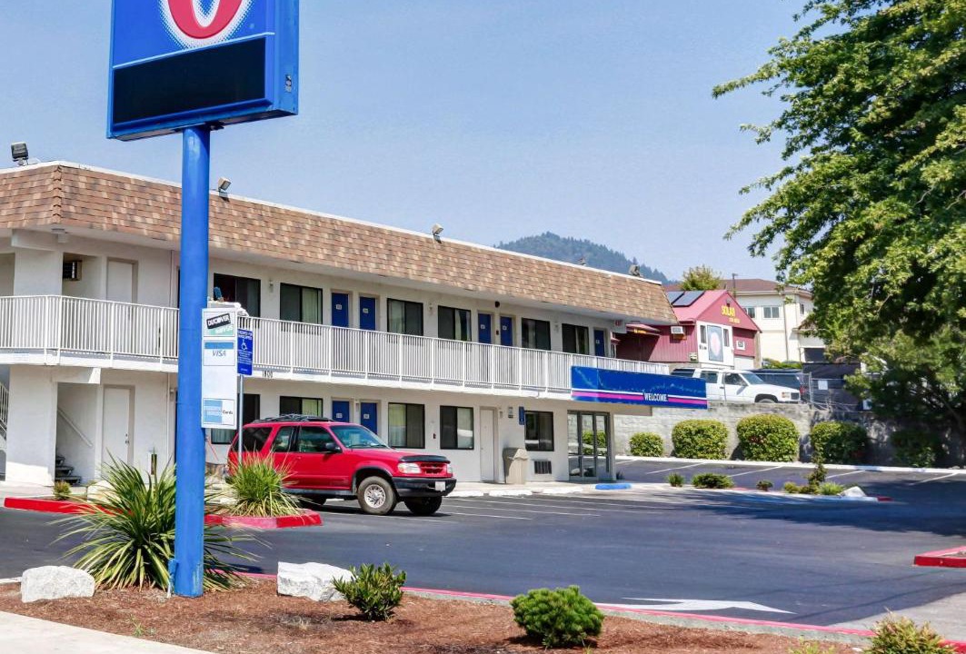 Photo of Others in Grants Pass