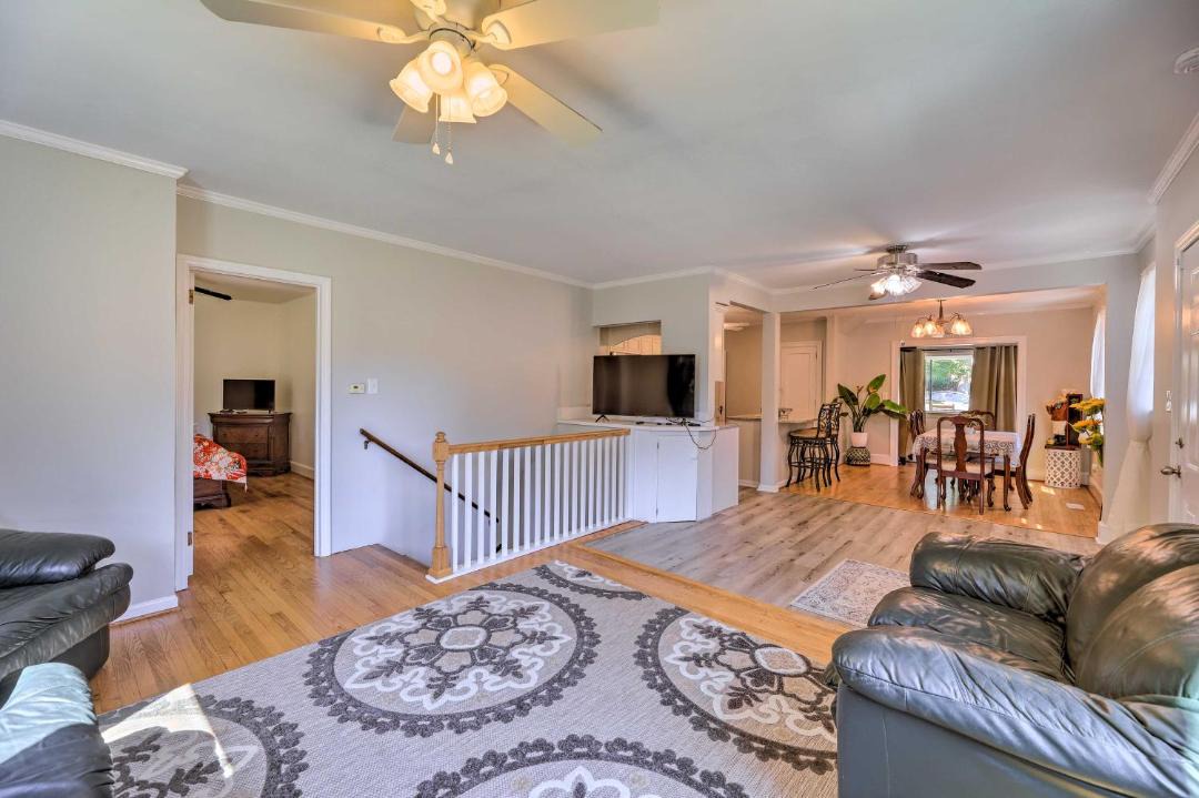 Photo of Livingroom in Jacksonville