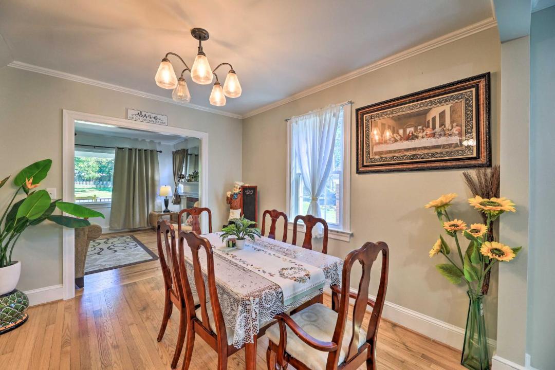 Photo of Livingroom in Jacksonville