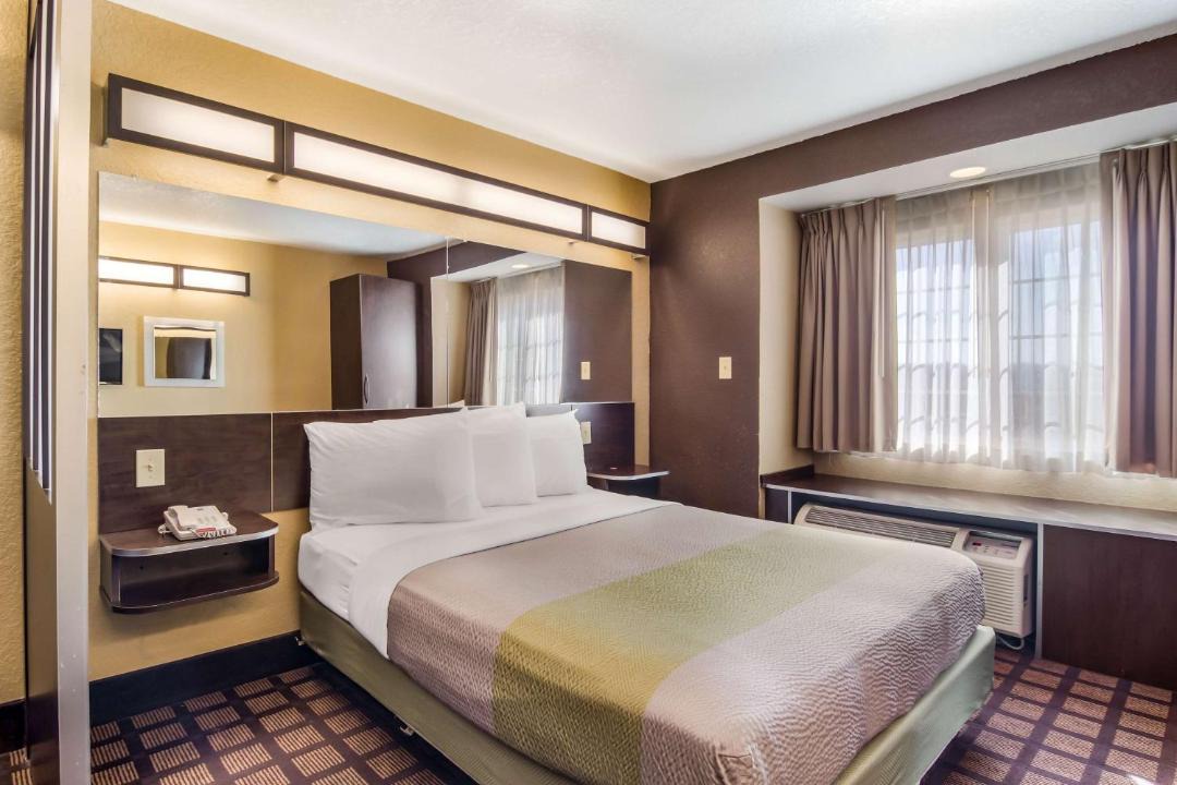 Photo of Bedroom in Canton