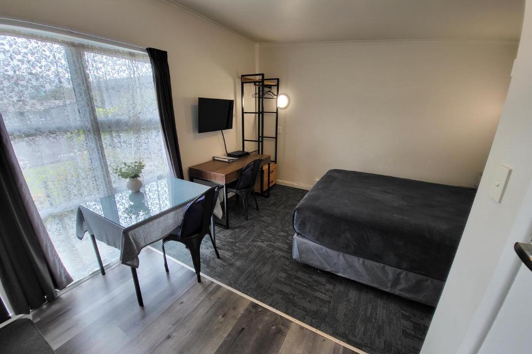 Photo of Others in Penrose