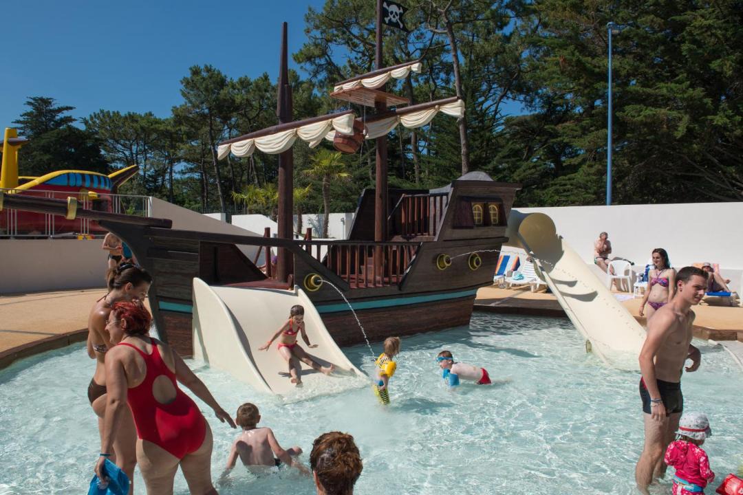 Photo of Others in Brem Sur Mer