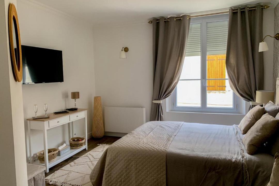 Photo of Bedroom in Fontevraud-l'Abbaye