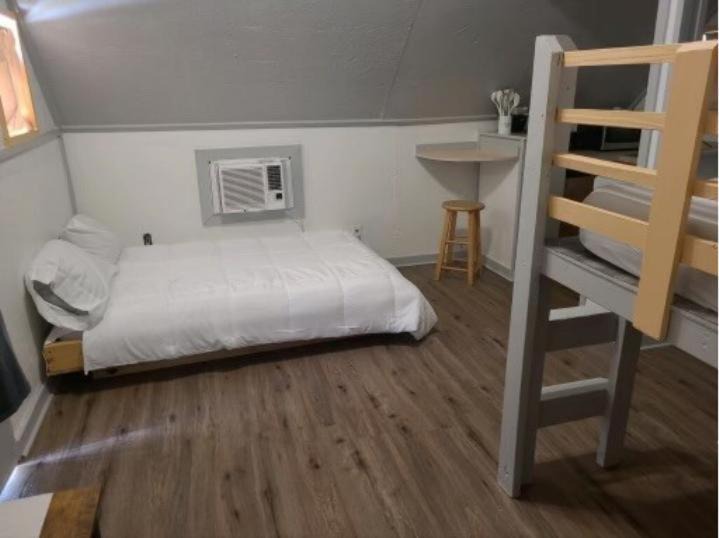 Photo of Bedroom in Huntsville