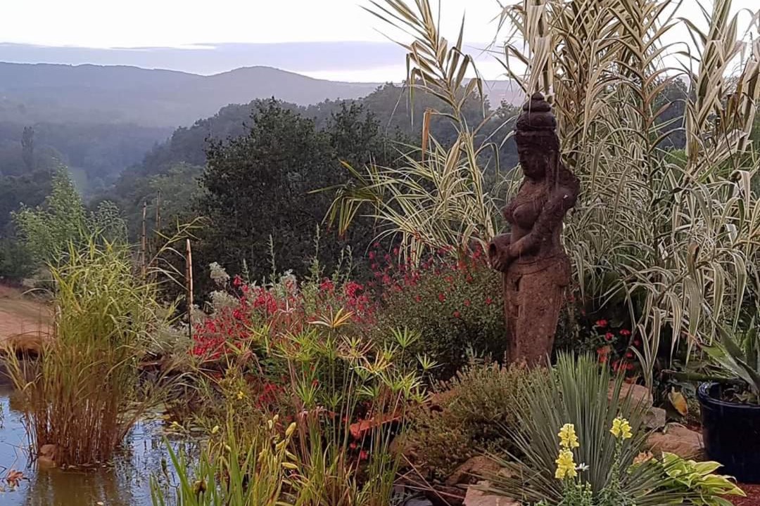 Photo of Others in Curemonte