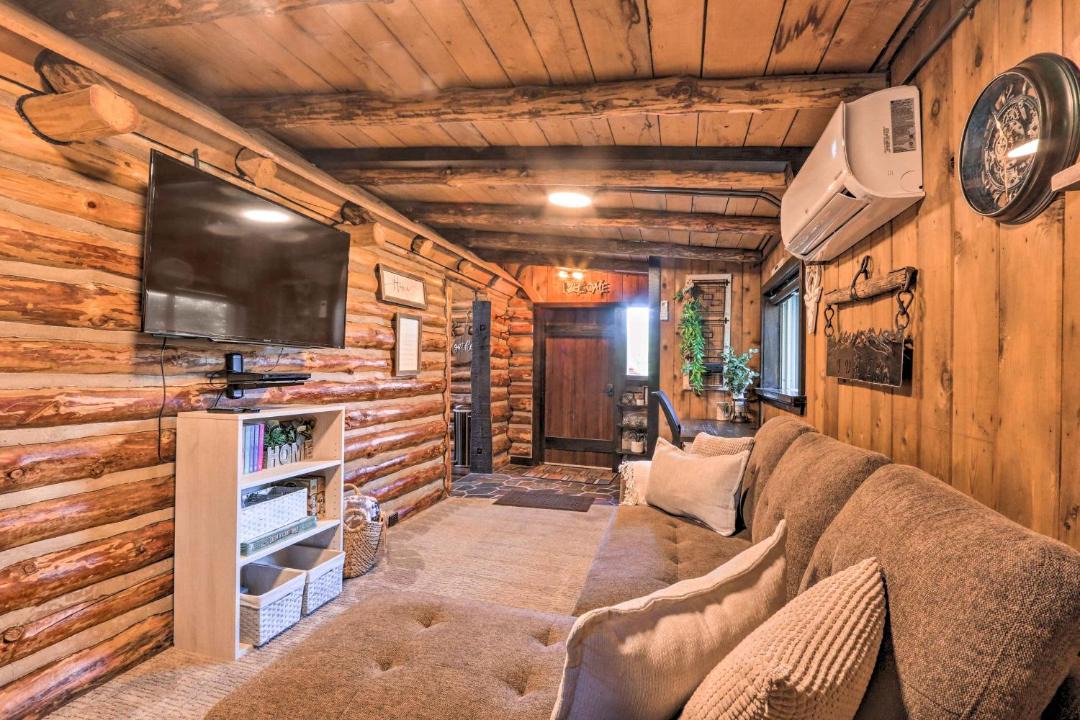 Photo of Livingroom in Post Falls