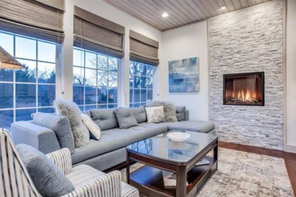 Photo of Livingroom in Pottsboro