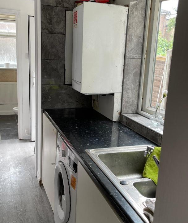 Photo of Others in Broad Green