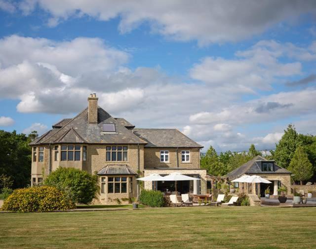 Photo of Others in Lechlade