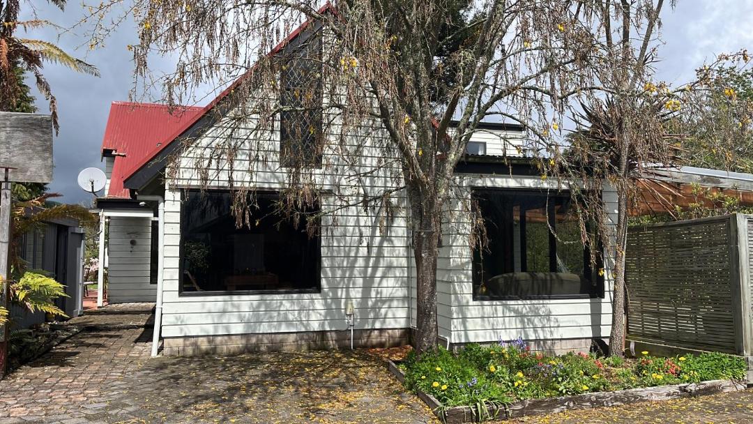 Photo of Buildings in Owhata