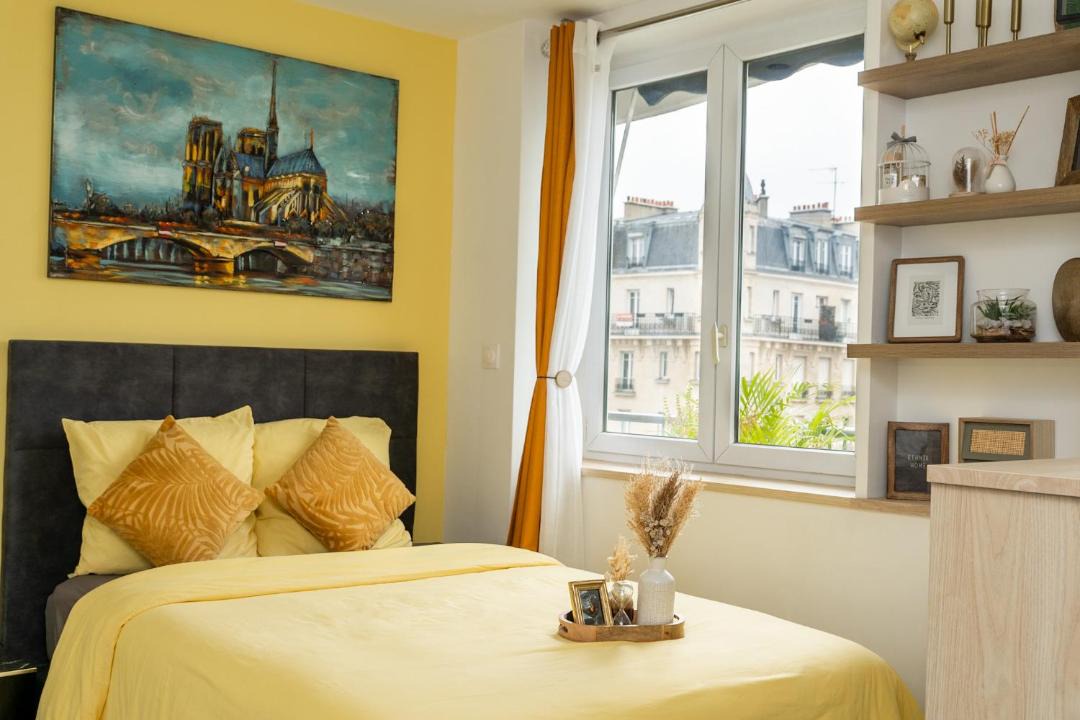 Photo of Bedroom in Le Kremlin-Bicetre