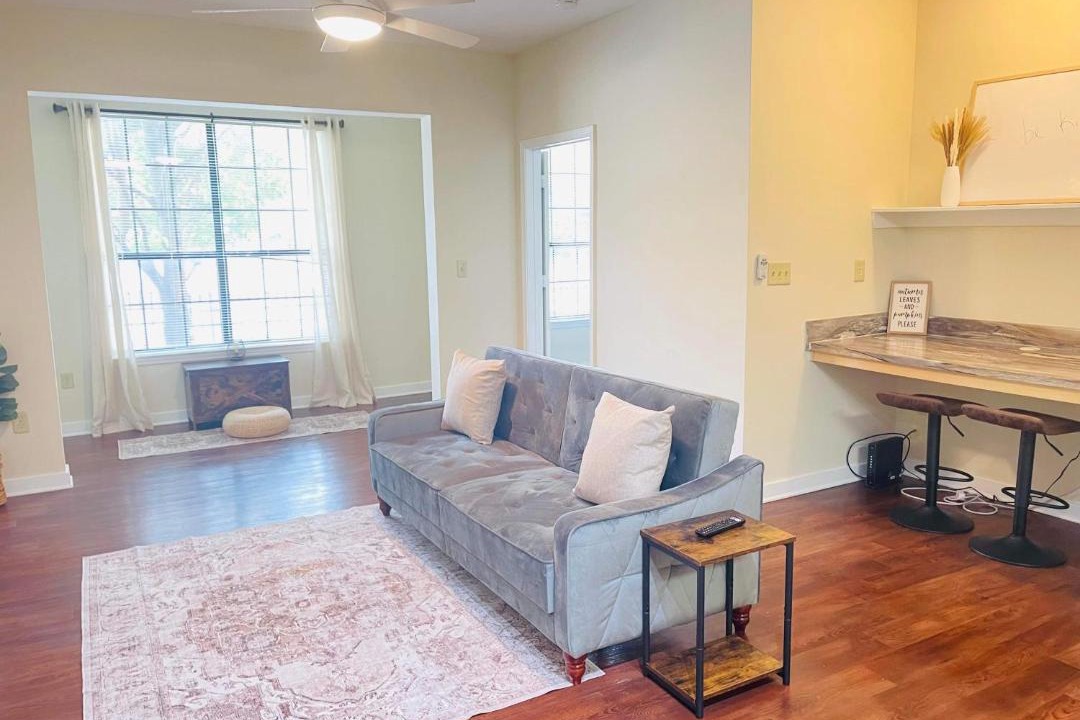 Photo of Livingroom in New Pathways