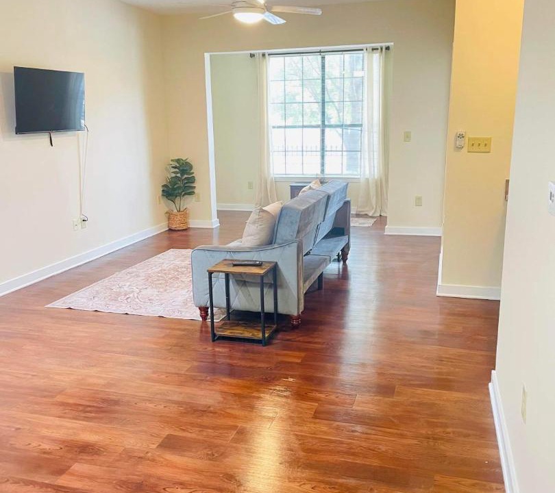 Photo of Livingroom in New Pathways