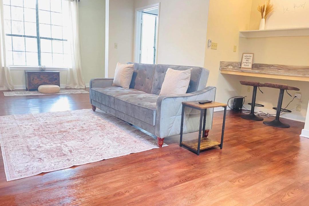 Photo of Livingroom in New Pathways