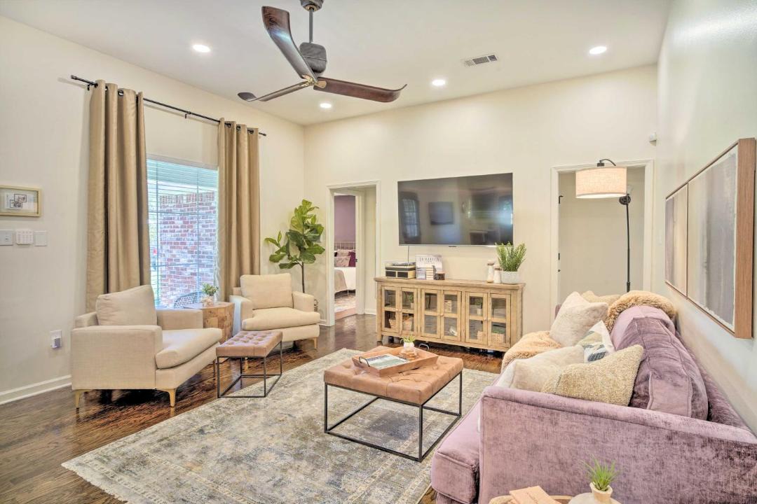 Photo of Livingroom in Highlands - Perkins