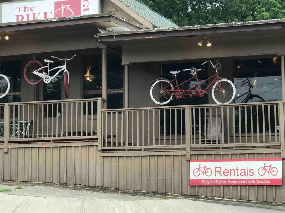 Photo of Buildings in North Raleigh