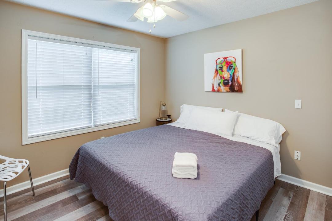 Photo of Bedroom in Gates-North Gates
