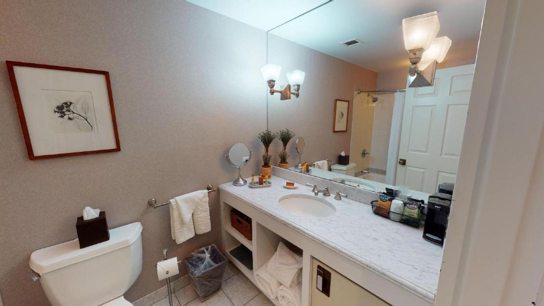 Photo of Bathroom in Simsbury Center