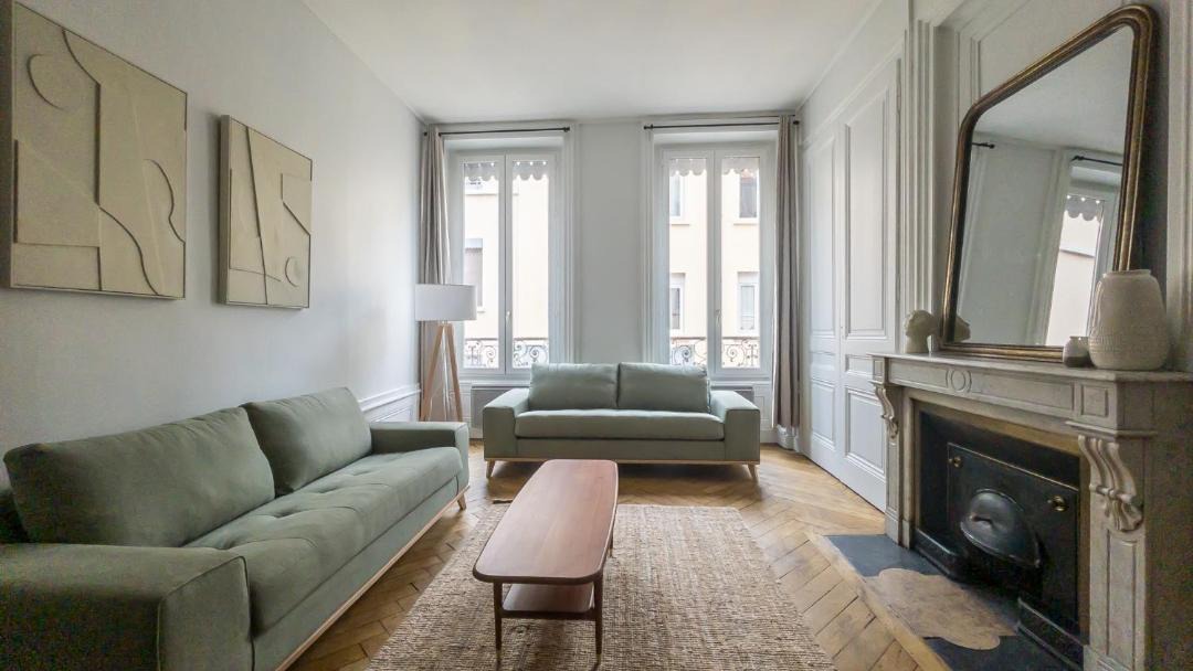 Photo of Livingroom in Carnot - Gailleton