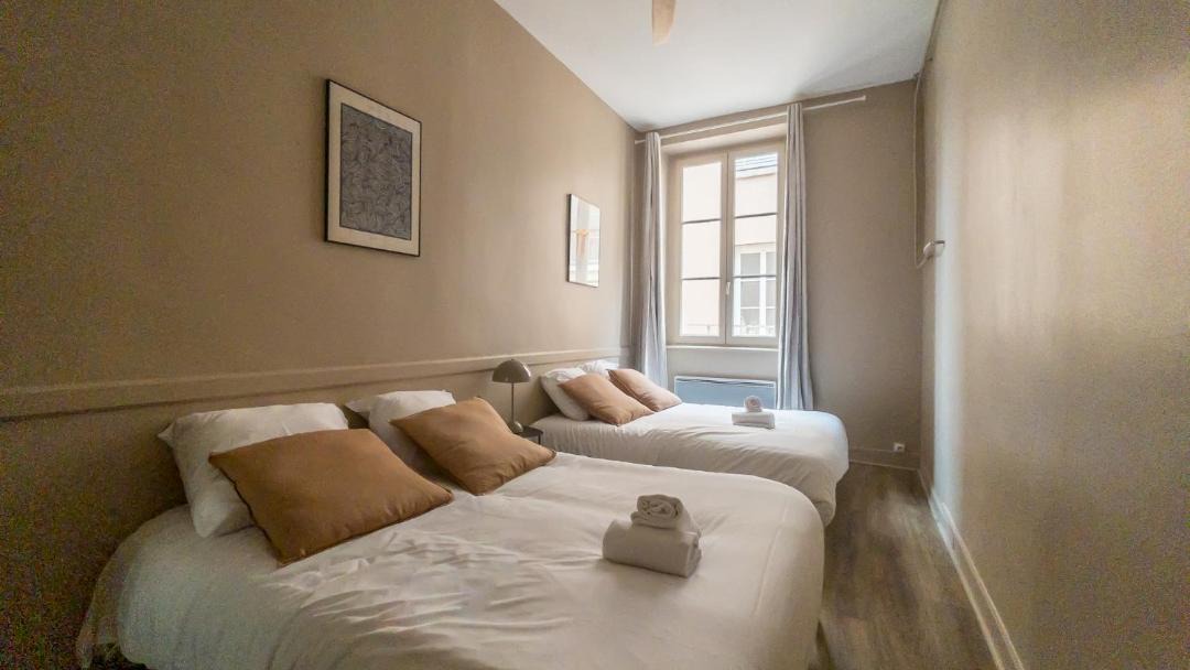 Photo of Bedroom in Carnot - Gailleton