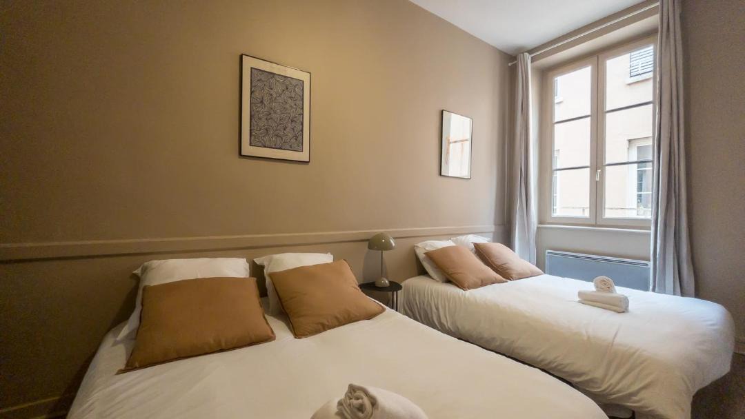 Photo of Bedroom in Carnot - Gailleton