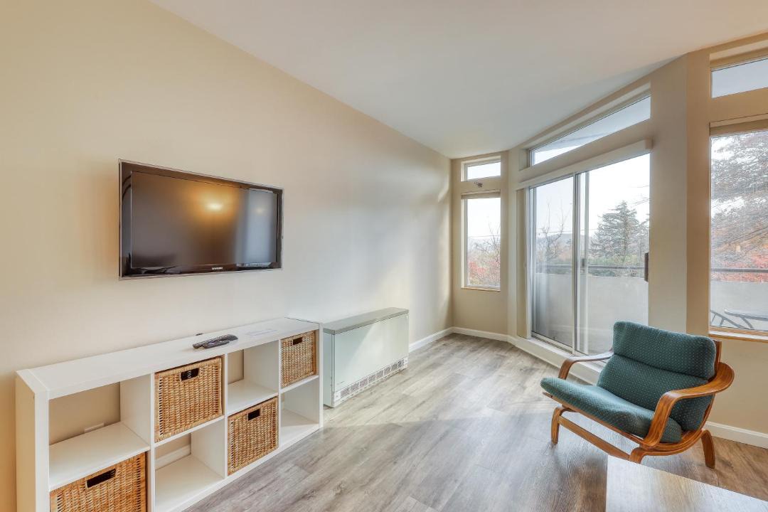 Photo of Livingroom in Warren