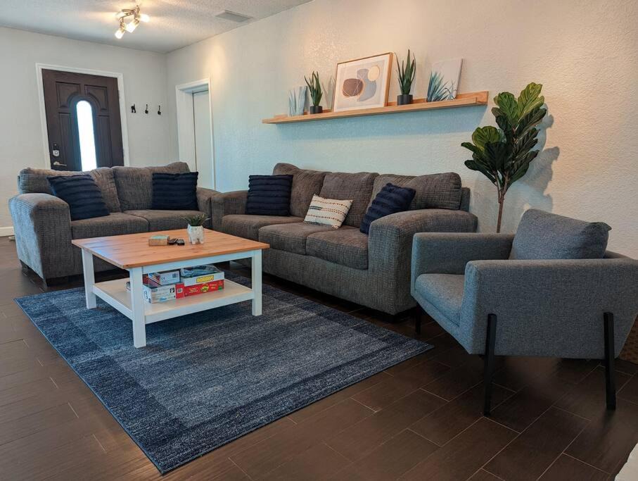 Photo of Livingroom in Jacksonville Beach