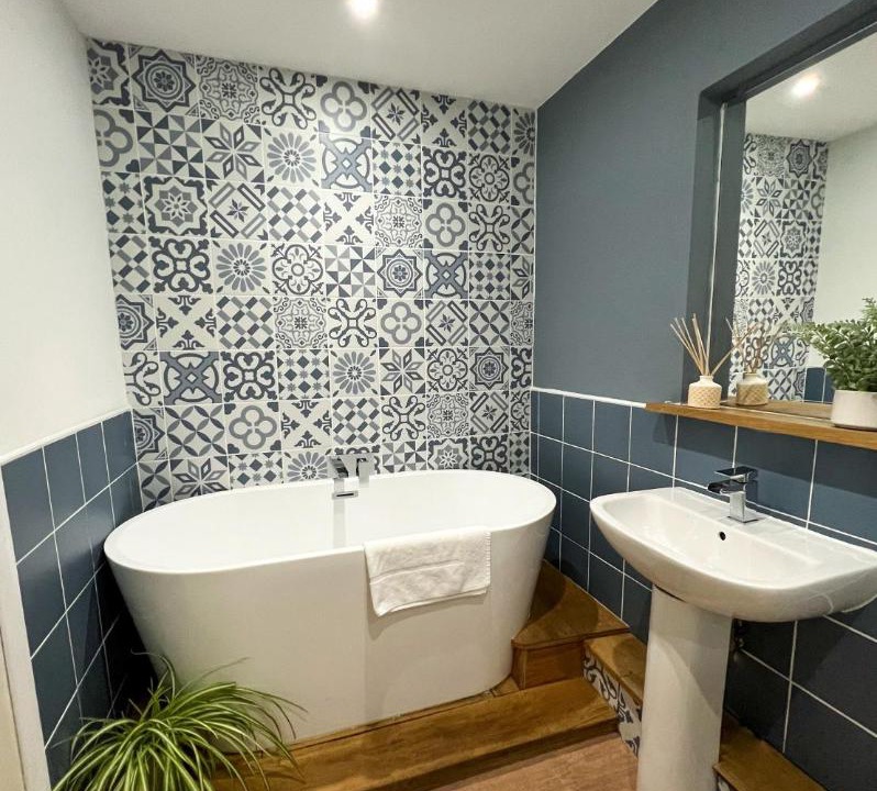 Photo of Others in Shap