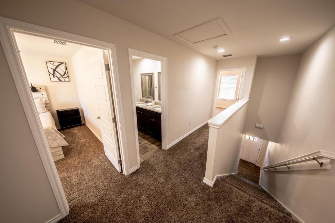 Photo of Livingroom in Canyon Lake