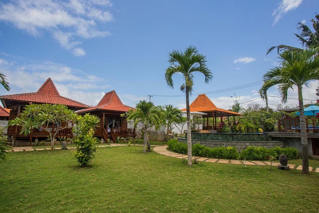 Photo of Others in Mushroom Bay