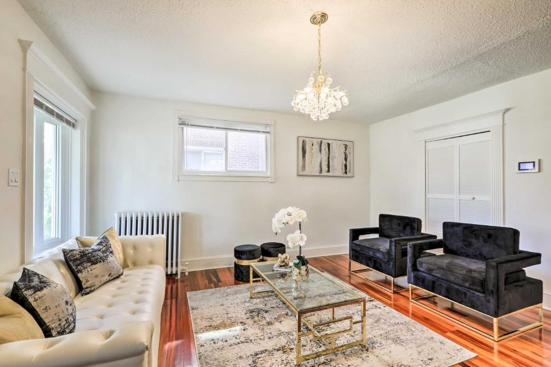 Photo of Livingroom in North Philadelphia