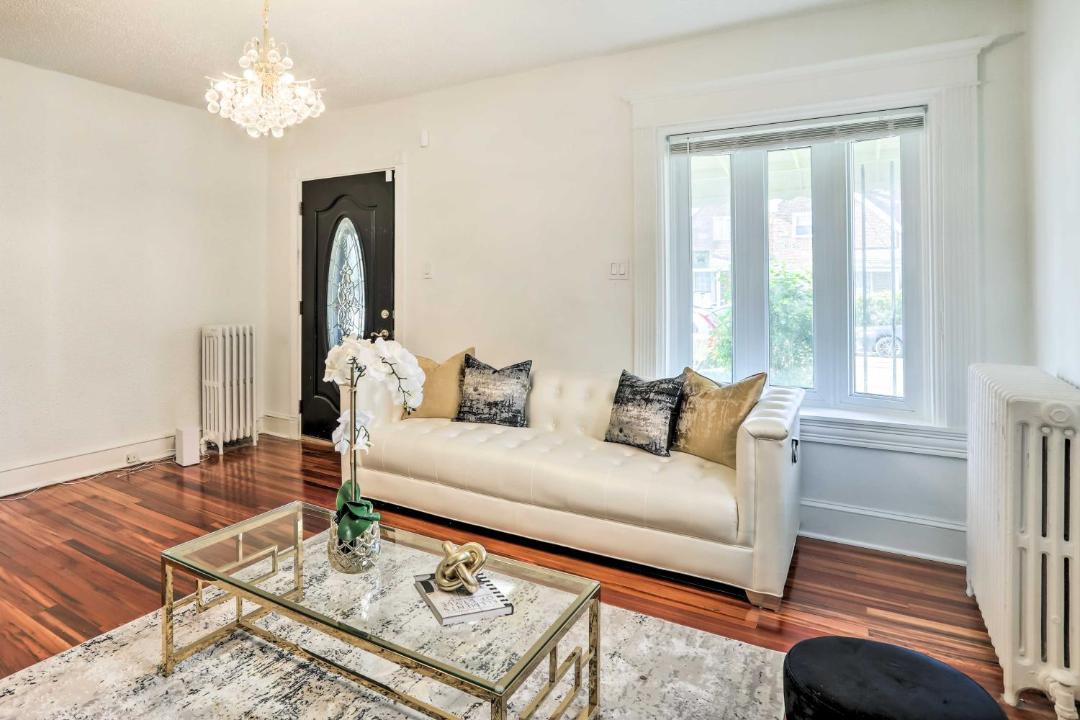 Photo of Livingroom in North Philadelphia