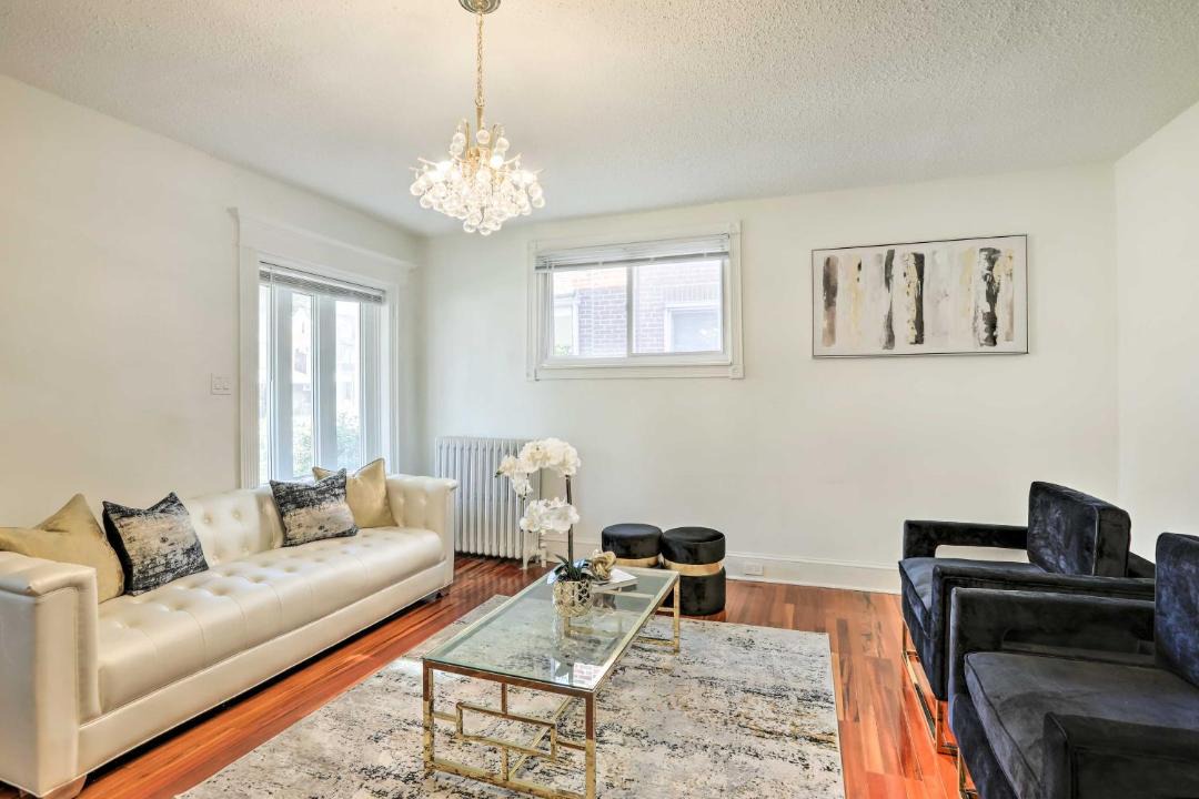 Photo of Livingroom in North Philadelphia