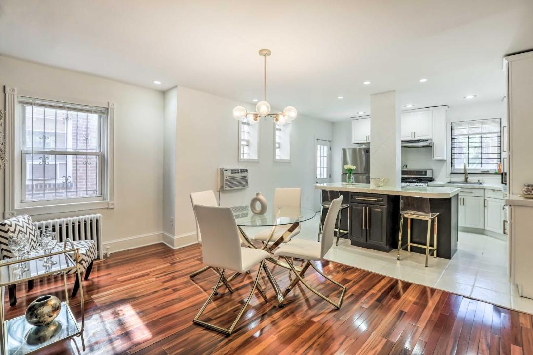 Photo of Livingroom in North Philadelphia