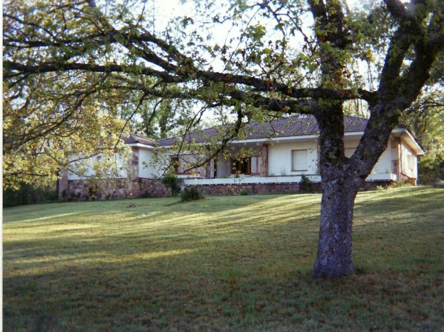 Photo of Buildings in Vilviestre de los Nabos