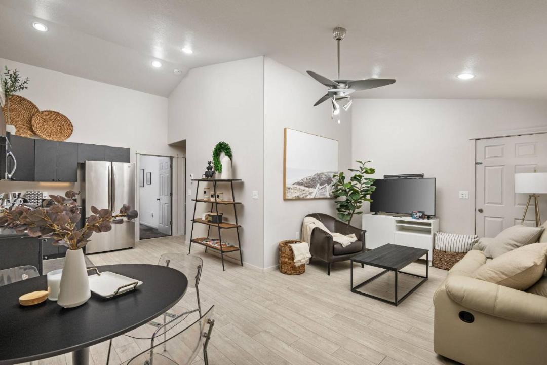 Photo of Livingroom in Mill Plain