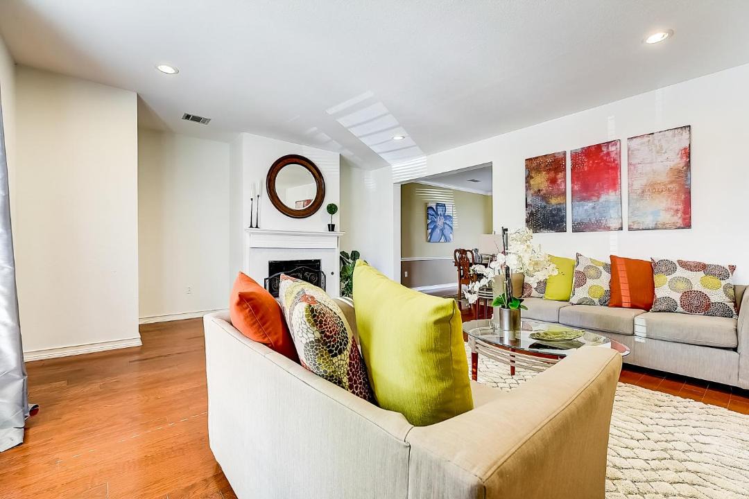 Photo of Livingroom in Rowlett